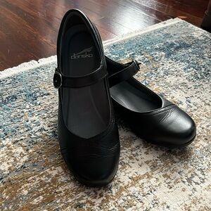 Dansko black dress shoe